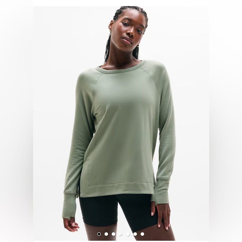 Athleta Coaster Luxe Recover Sweatshirt in Cacti M